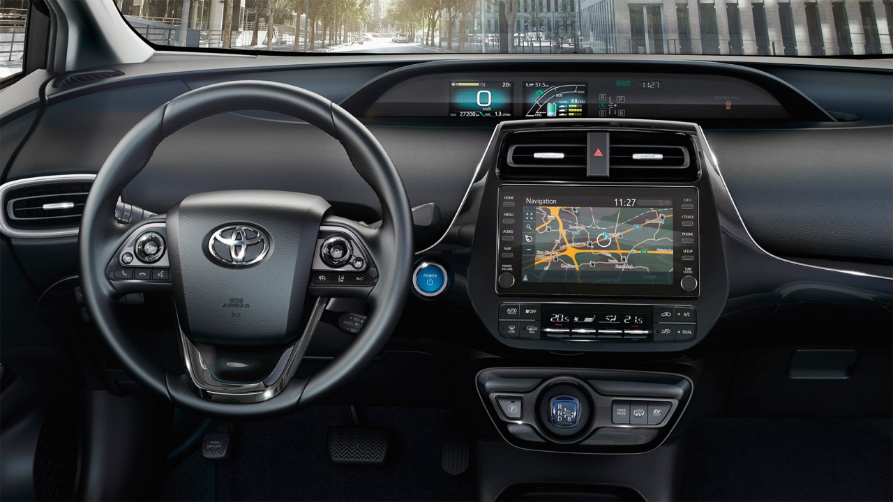 Toyota Prius Plug-in multimedia