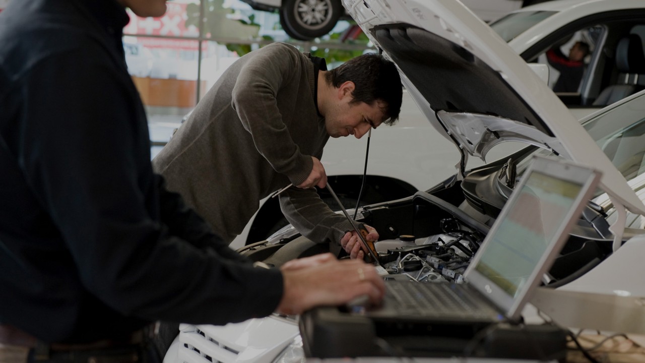 ¿Cuándo debo pasar la revisión del coche?