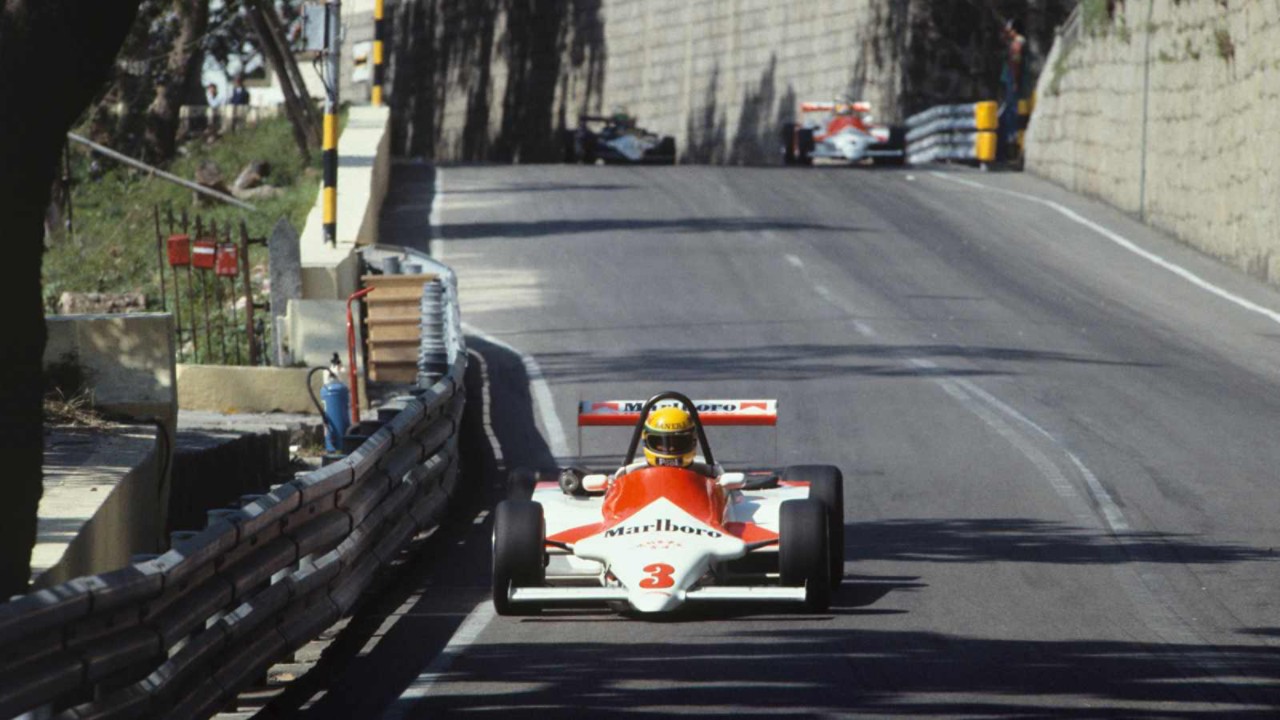 Ayrton-Senna-GPMacao-F3-Motor-Toyota-1