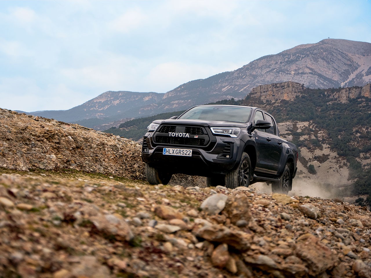 Hilux-16