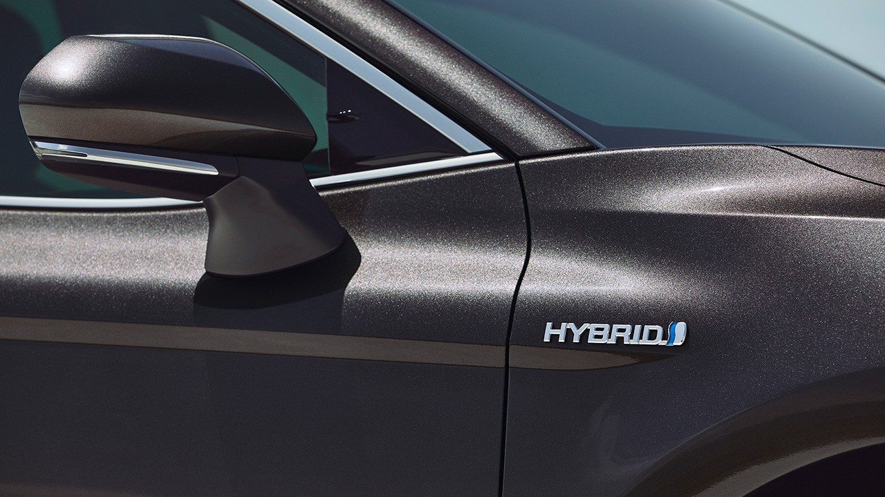 Potencia híbrida Toyota Camry Hybrid