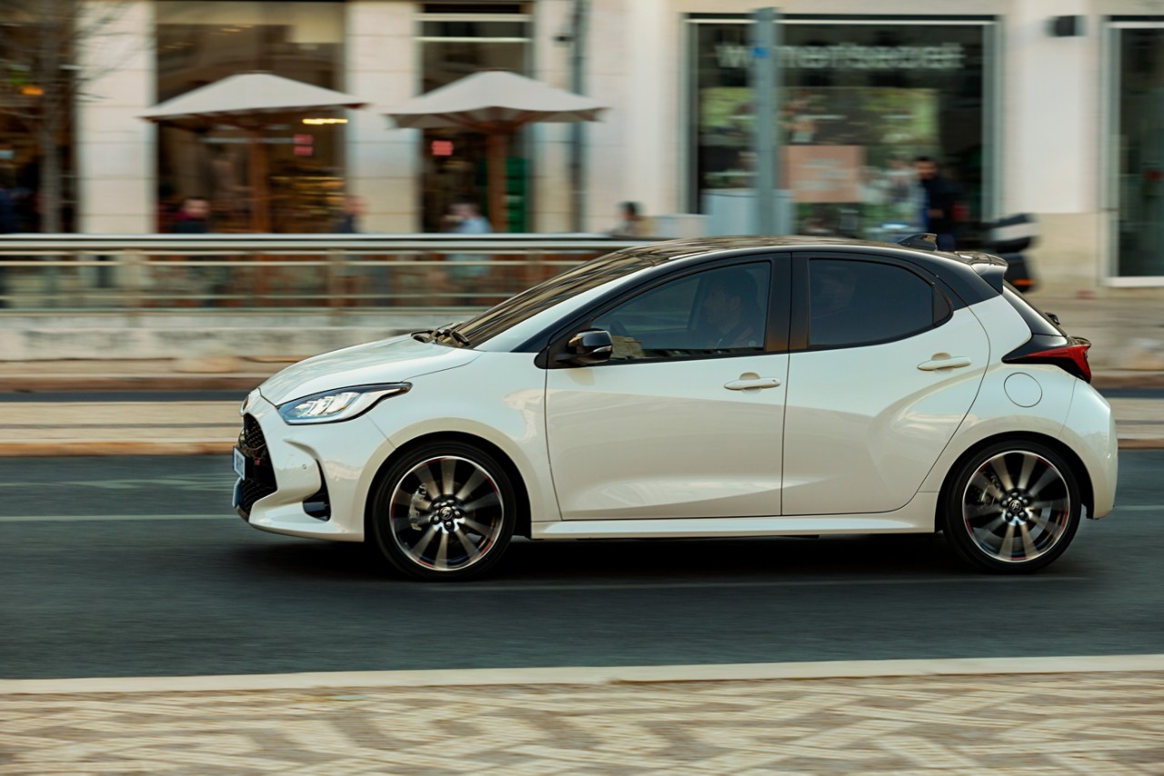 Toyota Yaris Electric Hybrid es elegido Coche del Año en Europa 2021