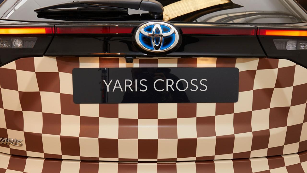 El sello de IQ COLLECTION en el Yaris Cross