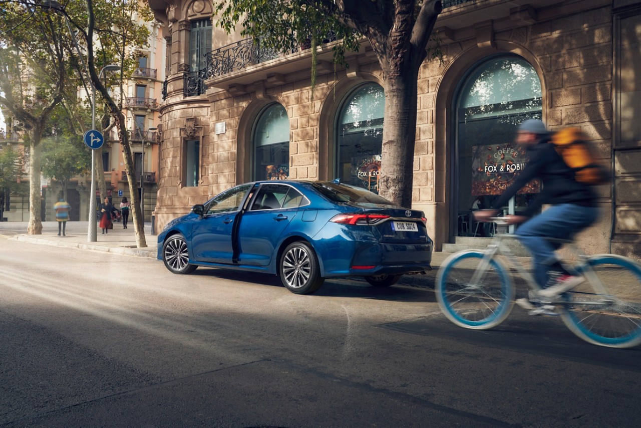 Toyota Corolla Sedan